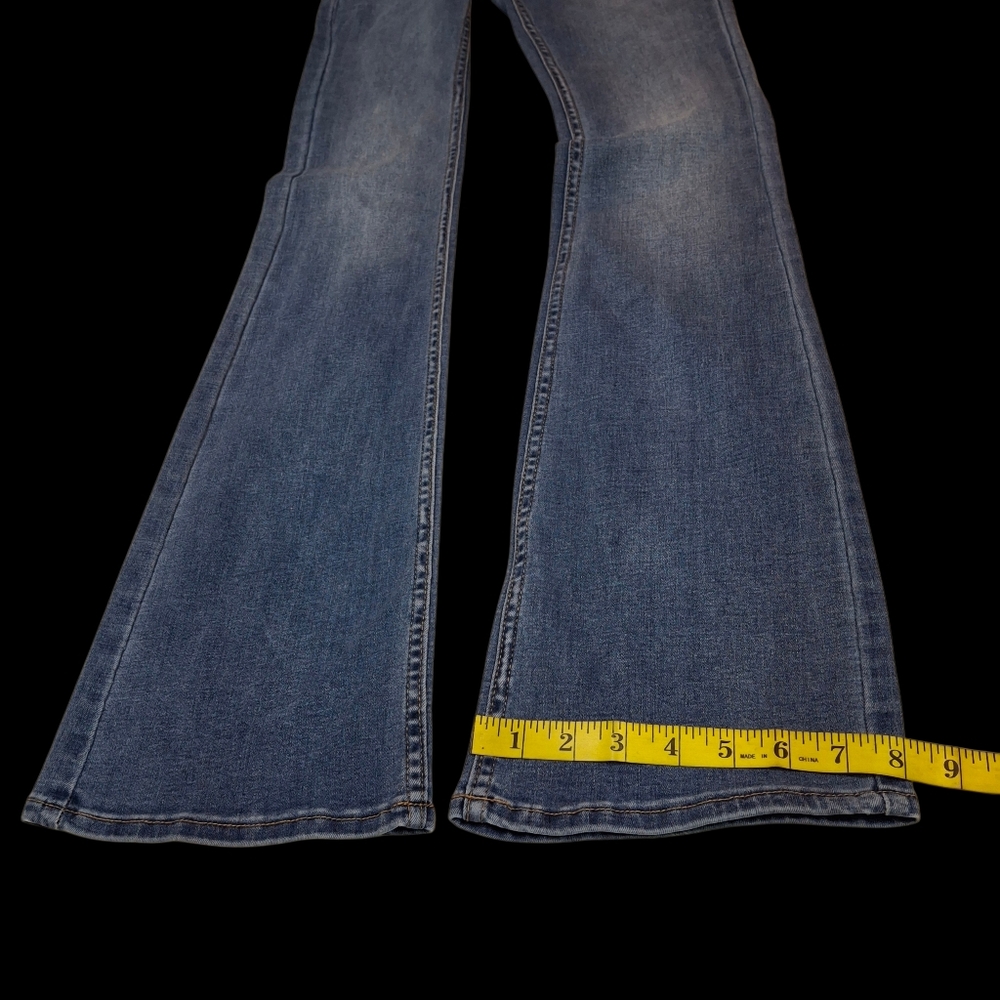We The Free Penny Pull-On Wide Flare Soft Denim Blue Stretch Jeans Women Size 27 - Picture 14 of 16